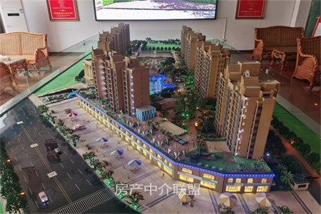 东城区圣岳美地3室2厅1卫61万110m2精装修出售